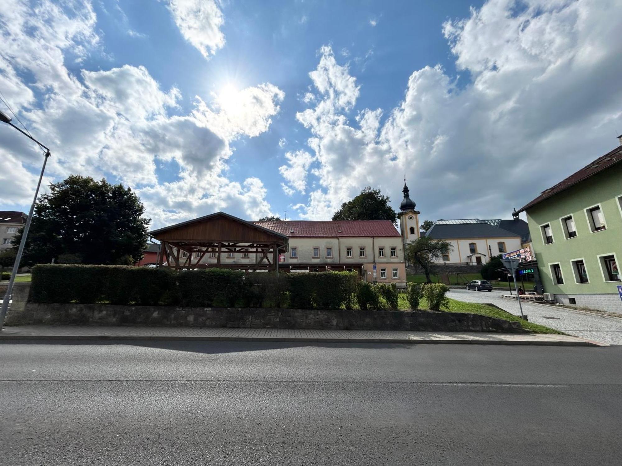 Ústí nad Labem Ubytovani U Kostela المظهر الخارجي الصورة